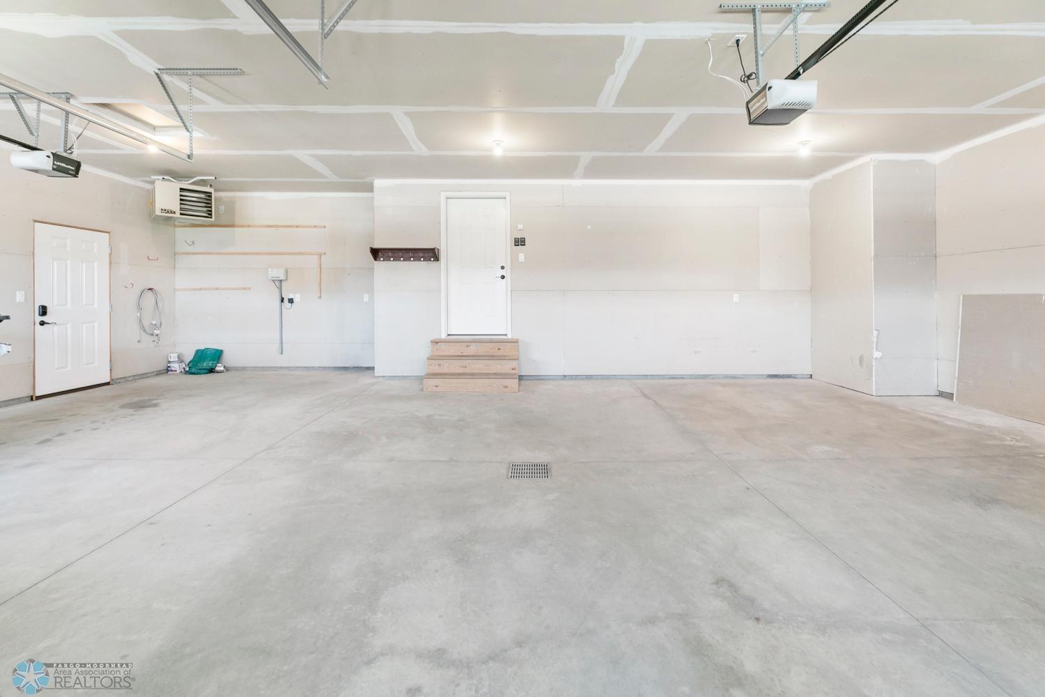 3-Stall Heated Garage