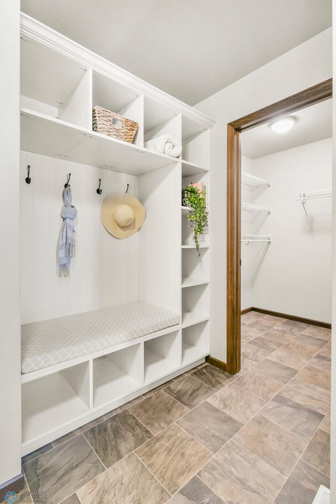 Built-Ins + Walk In Closet