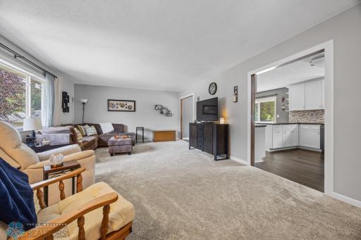 1421 15th Avenue E, West Fargo, ND 58078