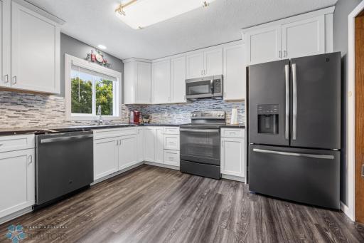 1421 15th Avenue E, West Fargo, ND 58078