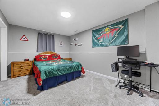 1421 15th Avenue E, West Fargo, ND 58078