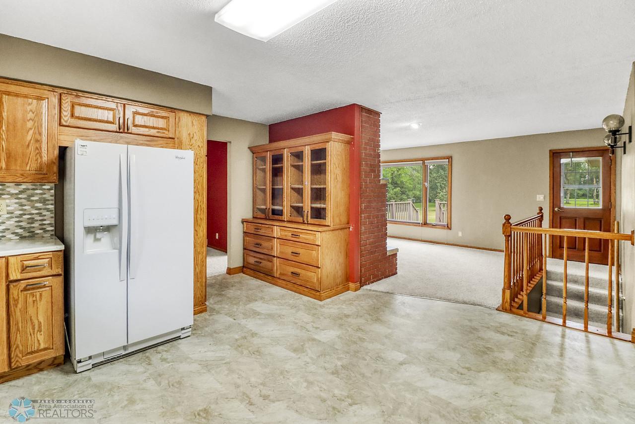 Kitchen1_3-1280.JPG