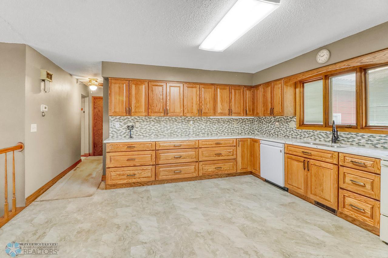 Kitchen1_4-1280.JPG