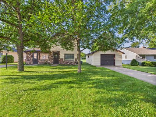 412 1st Street SW, Melrose, MN 56352