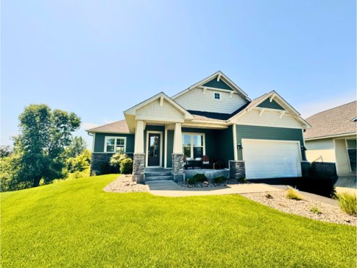 9029 Jade Circle N, Lake Elmo, MN 55042