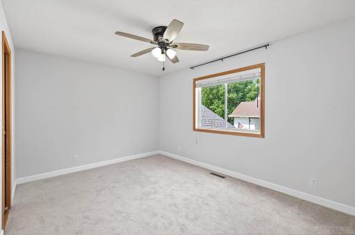 9325 Harkness Avenue S, Cottage Grove, MN 55016