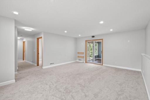 9325 Harkness Avenue S, Cottage Grove, MN 55016