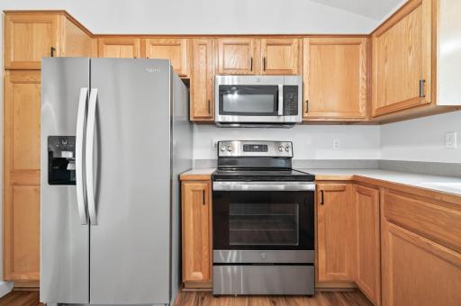 9325 Harkness Avenue S, Cottage Grove, MN 55016