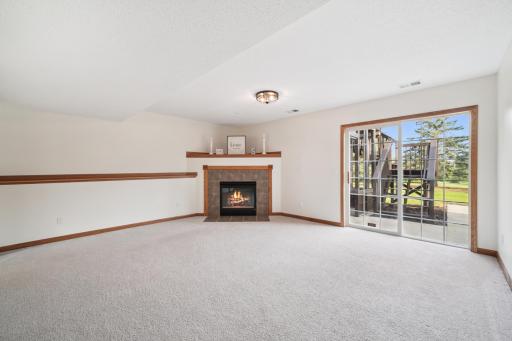 909 Heritage Trail, Jordan, MN 55352