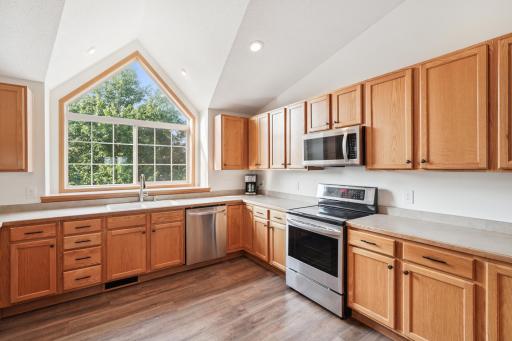 909 Heritage Trail, Jordan, MN 55352