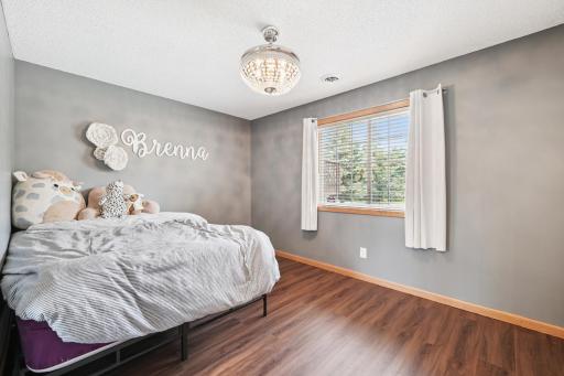 909 Heritage Trail, Jordan, MN 55352
