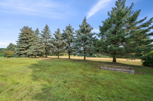 909 Heritage Trail, Jordan, MN 55352