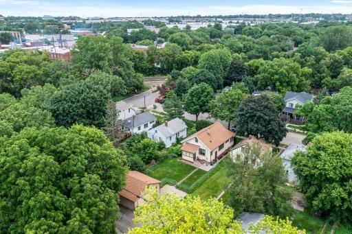 1047 20th Avenue SE, Minneapolis, MN 55414