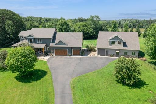 Welcome Home to 8955 Acacia Ave NE Monticello!