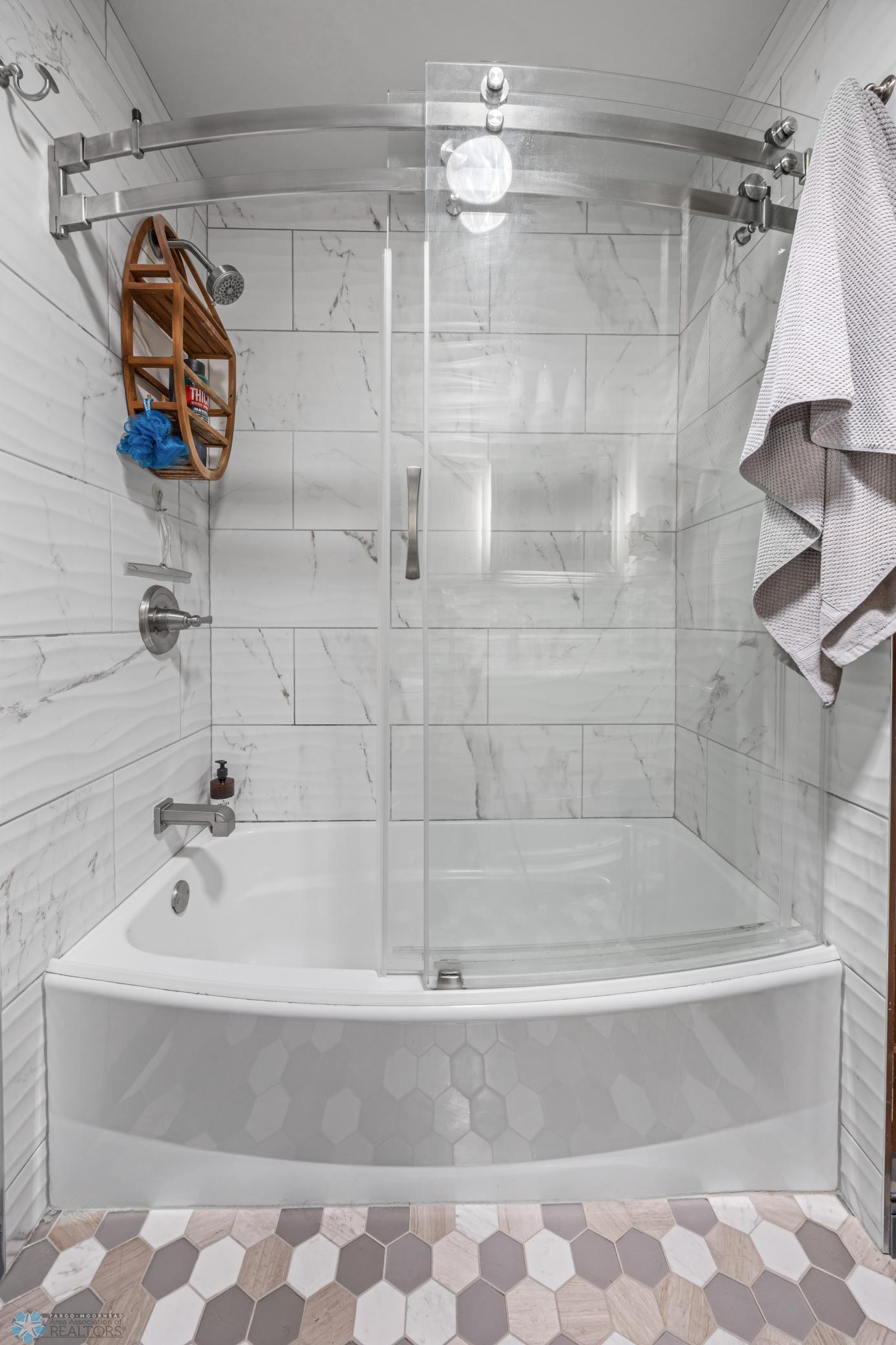 Fully Bath - 2nd Floor