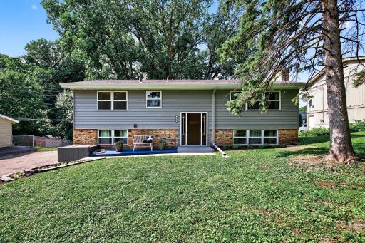 6080 Bartlett Boulevard, Mound, MN 55364