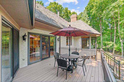 340 Ridge Circle, Wayzata, MN 55391