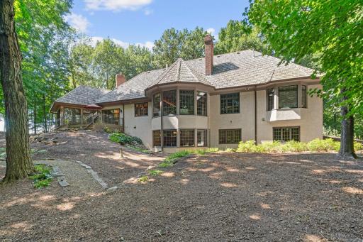 340 Ridge Circle, Wayzata, MN 55391