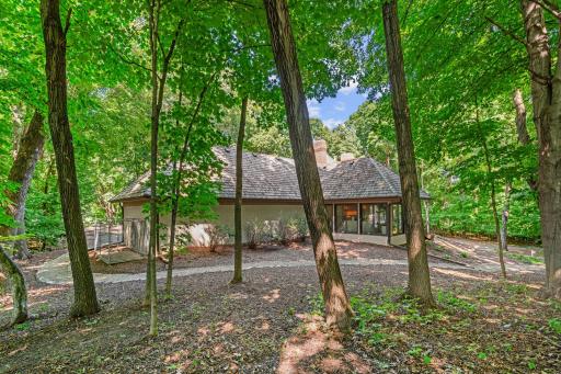 340 Ridge Circle, Wayzata, MN 55391