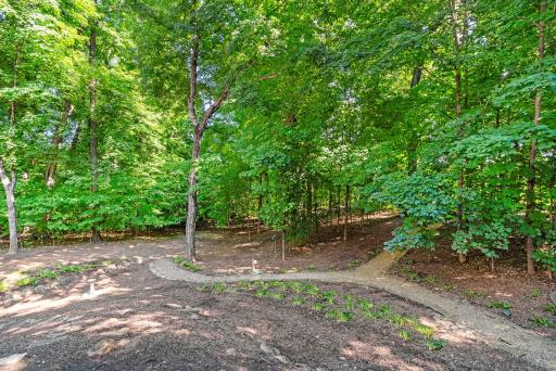 340 Ridge Circle, Wayzata, MN 55391