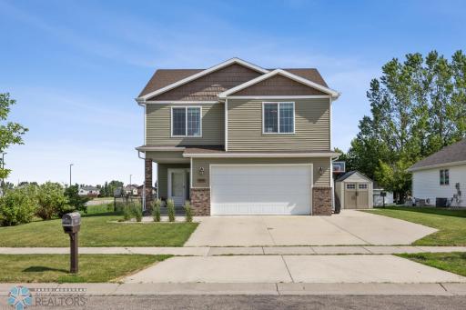 1400 41st Avenue S, Moorhead, MN 56560