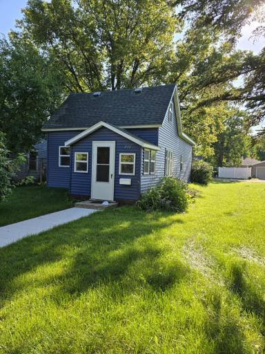 316 Tindolph Avenue S, Thief River Falls, MN 56701