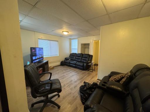 Unit 1 Living room extra.JPG