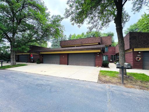 663 16th Street SW, Rochester, MN 55902