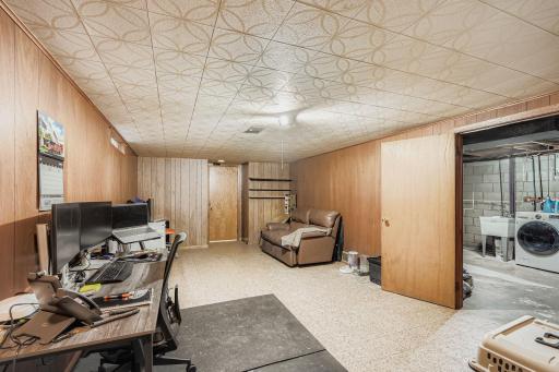 208 Sunset Drive, Jordan, MN 55352