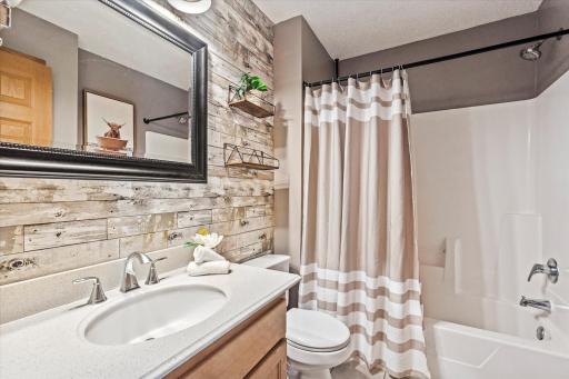 8140 Parell Avenue NE, Elk River, MN 55330
