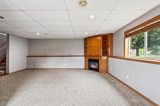 8140 Parell Avenue NE, Elk River, MN 55330