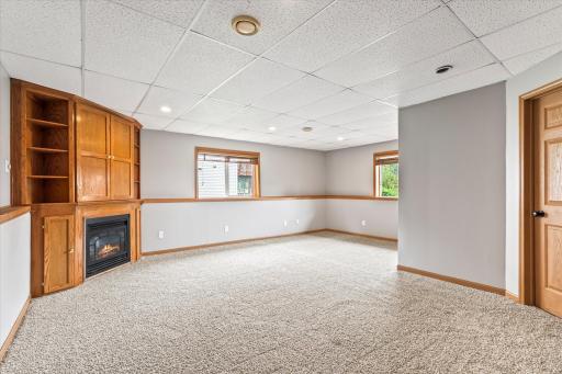 8140 Parell Avenue NE, Elk River, MN 55330