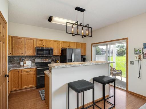 1806 111th Avenue NE, Blaine, MN 55449