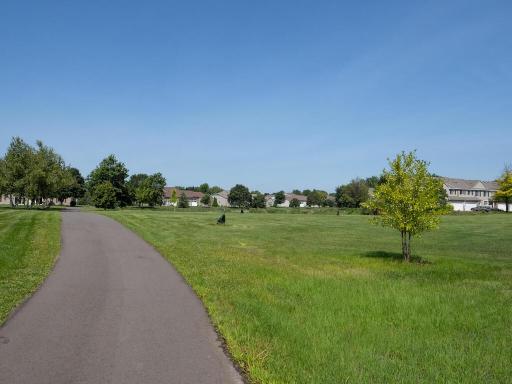 1806 111th Avenue NE, Blaine, MN 55449