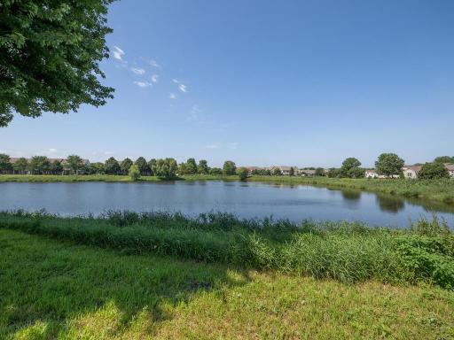 1806 111th Avenue NE, Blaine, MN 55449