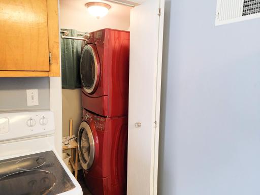 207 W Main Street, Vergas, MN 56587