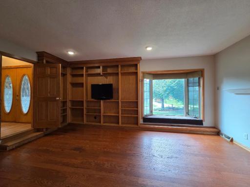 1761 168th Circle NE, Andover, MN 55304