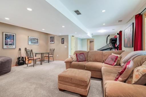 14030 Cobbler Avenue, Rosemount, MN 55068