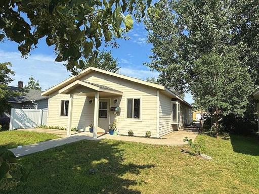 108 Huntsinger Avenue, Park Rapids, MN 56470