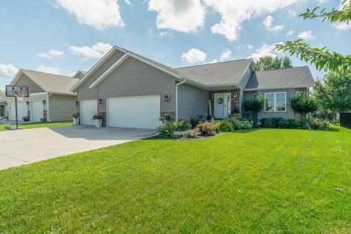 221 Muriefield Drive, Mankato, MN 56001