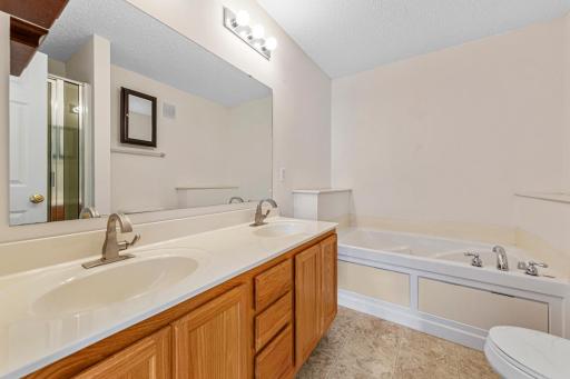 3009 Pebble Beach Drive, Faribault, MN 55021