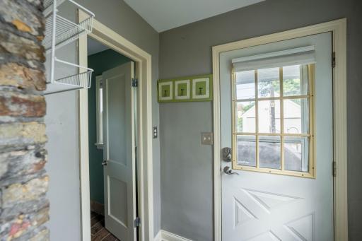 1652 Fernwood Street, Saint Paul, MN 55108