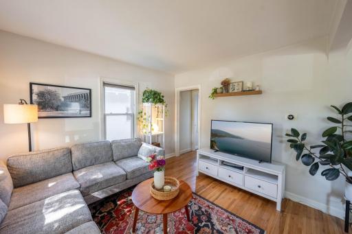 1652 Fernwood Street, Saint Paul, MN 55108