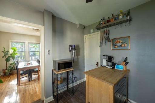 1652 Fernwood Street, Saint Paul, MN 55108
