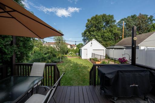 1652 Fernwood Street, Saint Paul, MN 55108