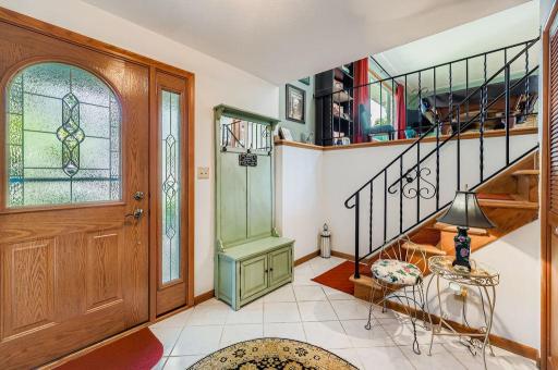 8516 Zenith Circle S, Bloomington, MN 55431