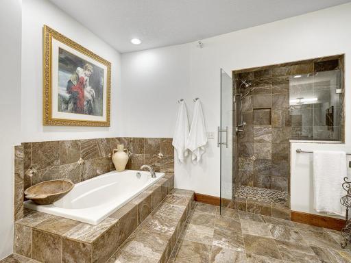 715 Linden Street, 204, Saint Paul, MN 55118