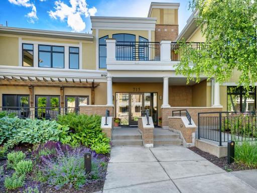 715 Linden Street, 204, Saint Paul, MN 55118