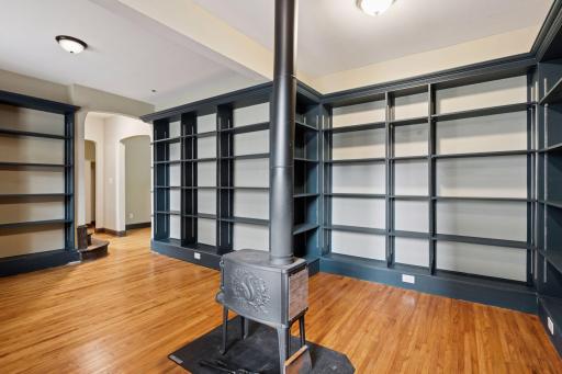 3701 Pillsbury Avenue S, Minneapolis, MN 55409