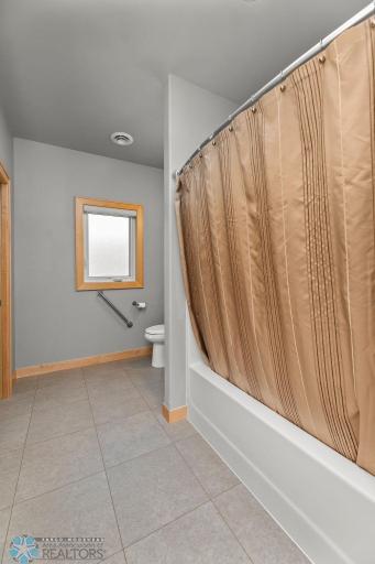 1336 Goldenwood Drive, West Fargo, ND 58078